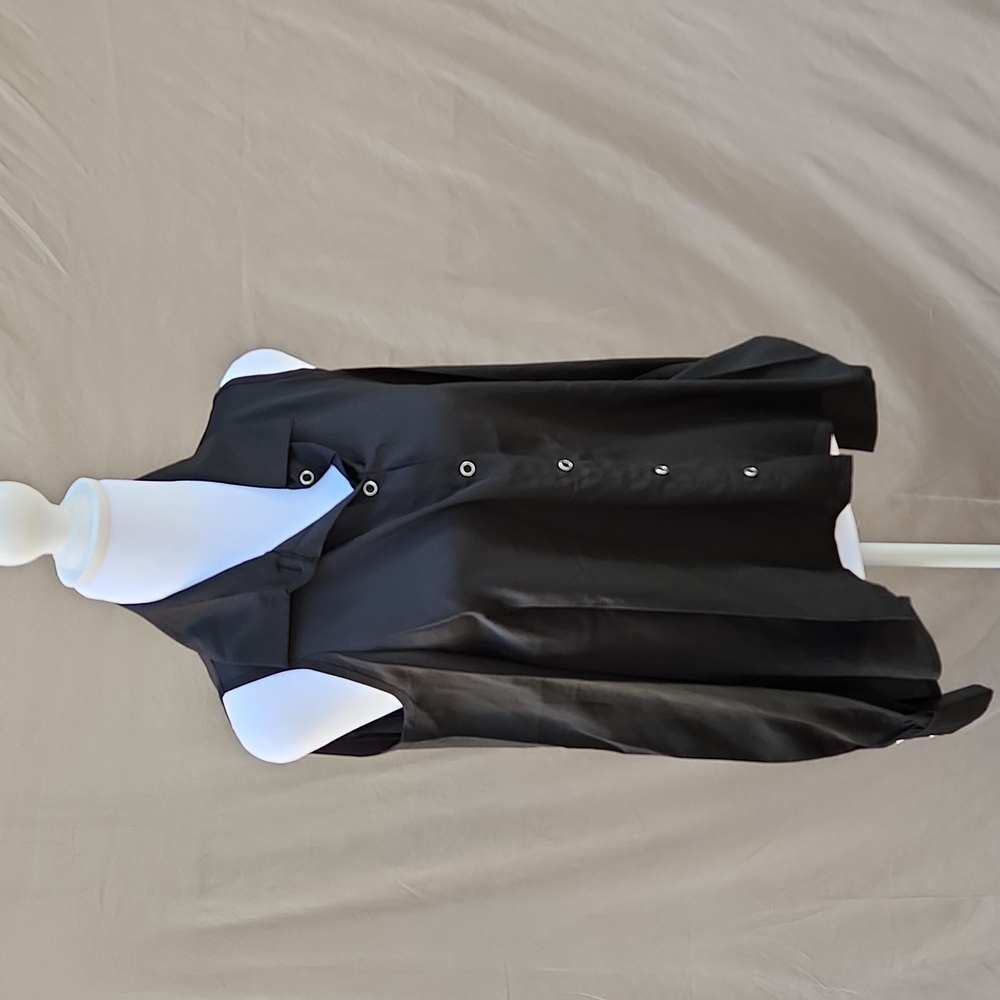 TRUE ENVY Cold shoulder blouse black button long sleeves XS. Gothic Goth